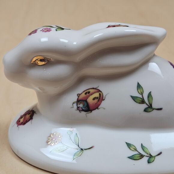 Grace's Teaware Spring Flower Bunny Figurine Fine Porcelain Sugar Bowl w Top - Picture 8 of 9